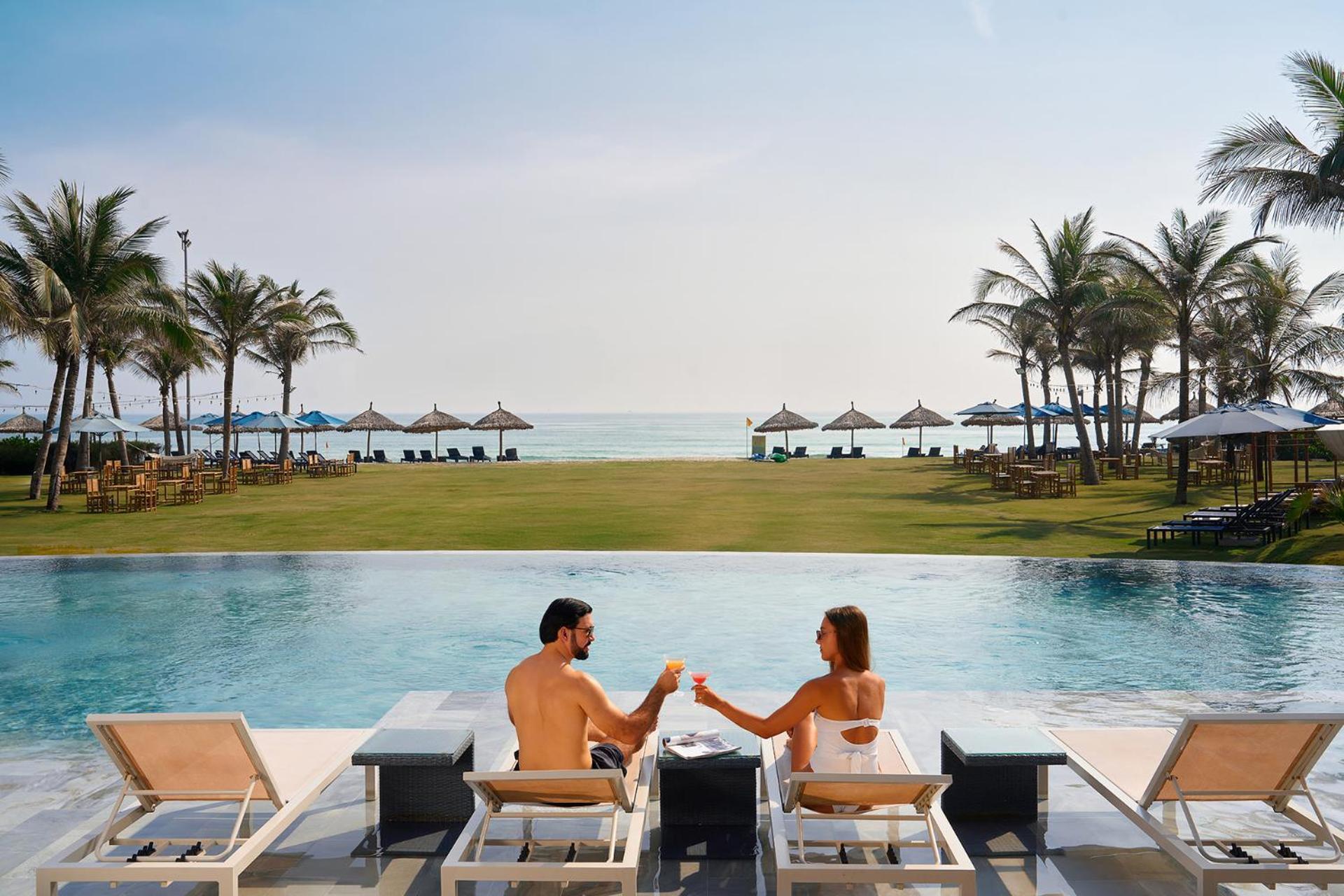 Wyndham Hoi An Royal Beachfront Resort & Villas מראה חיצוני תמונה