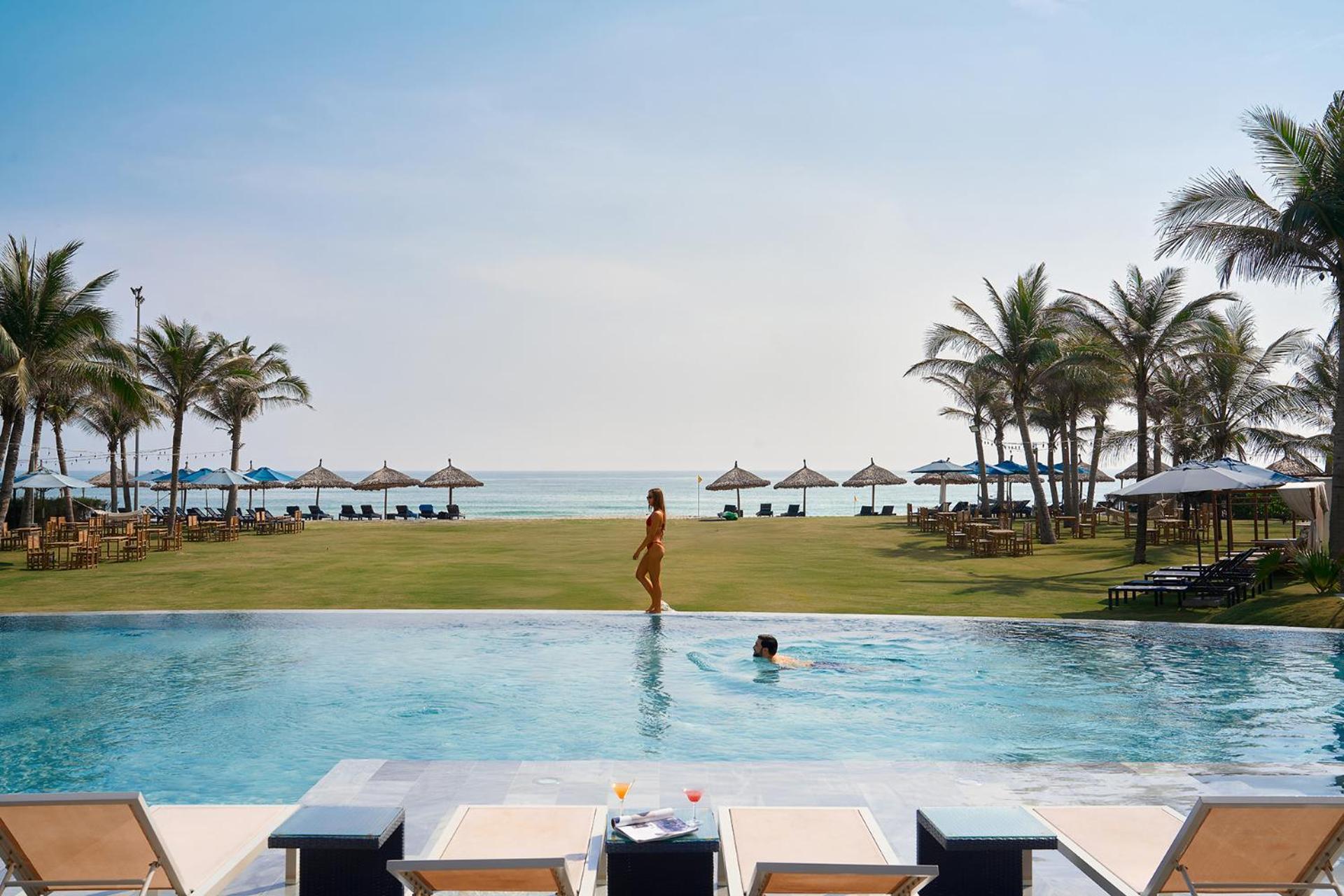 Wyndham Hoi An Royal Beachfront Resort & Villas מראה חיצוני תמונה