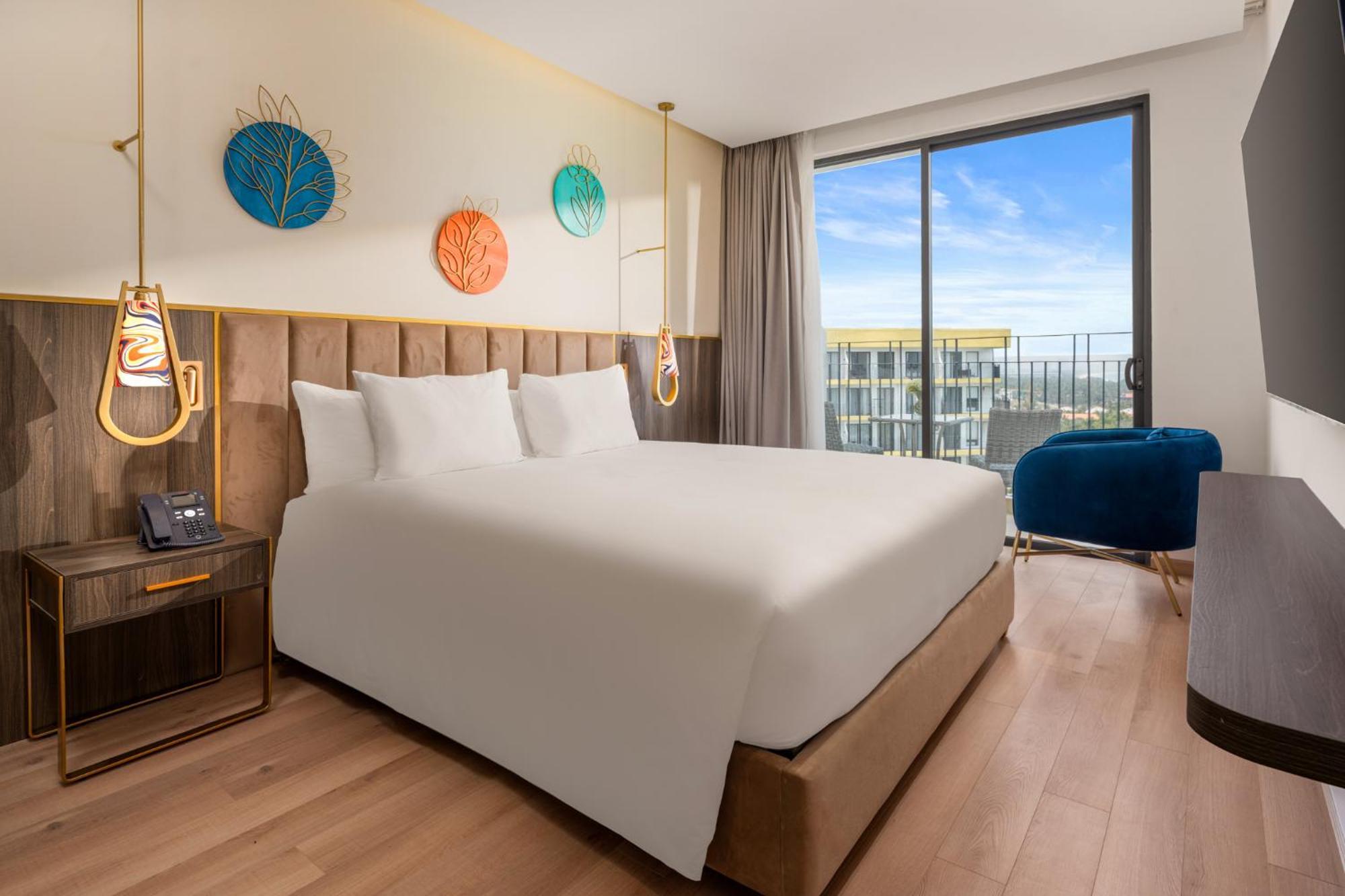 Wyndham Hoi An Royal Beachfront Resort & Villas מראה חיצוני תמונה